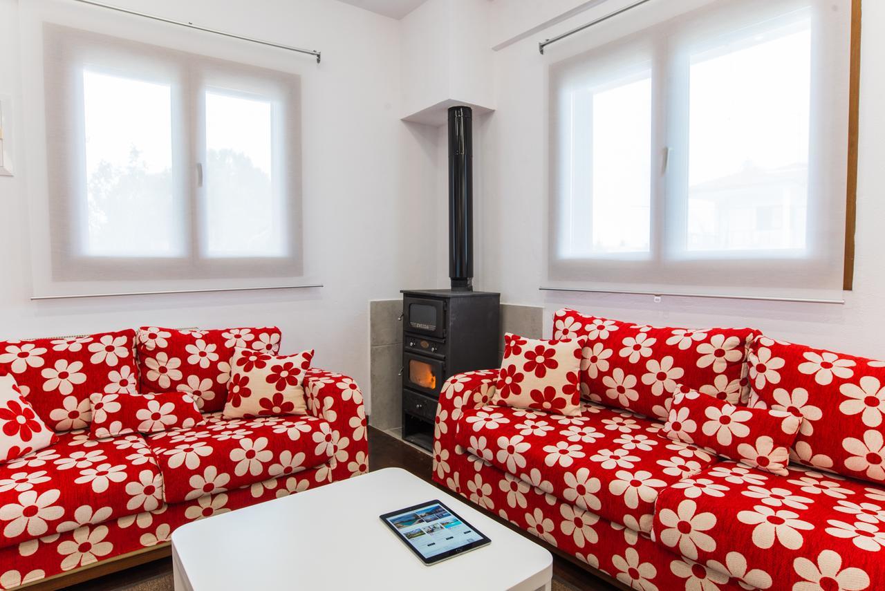 Bouganvillia Homes Nikiti  Værelse billede